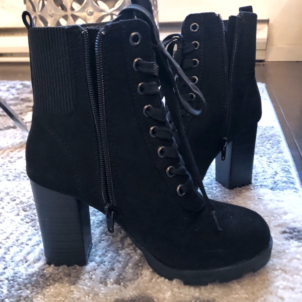 Black Heeled Boots